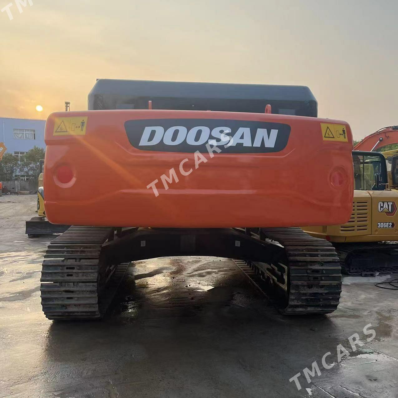 Komatsu PC360LC-11 2021 - 1 405 000 TMT - Balkanabat - img 2