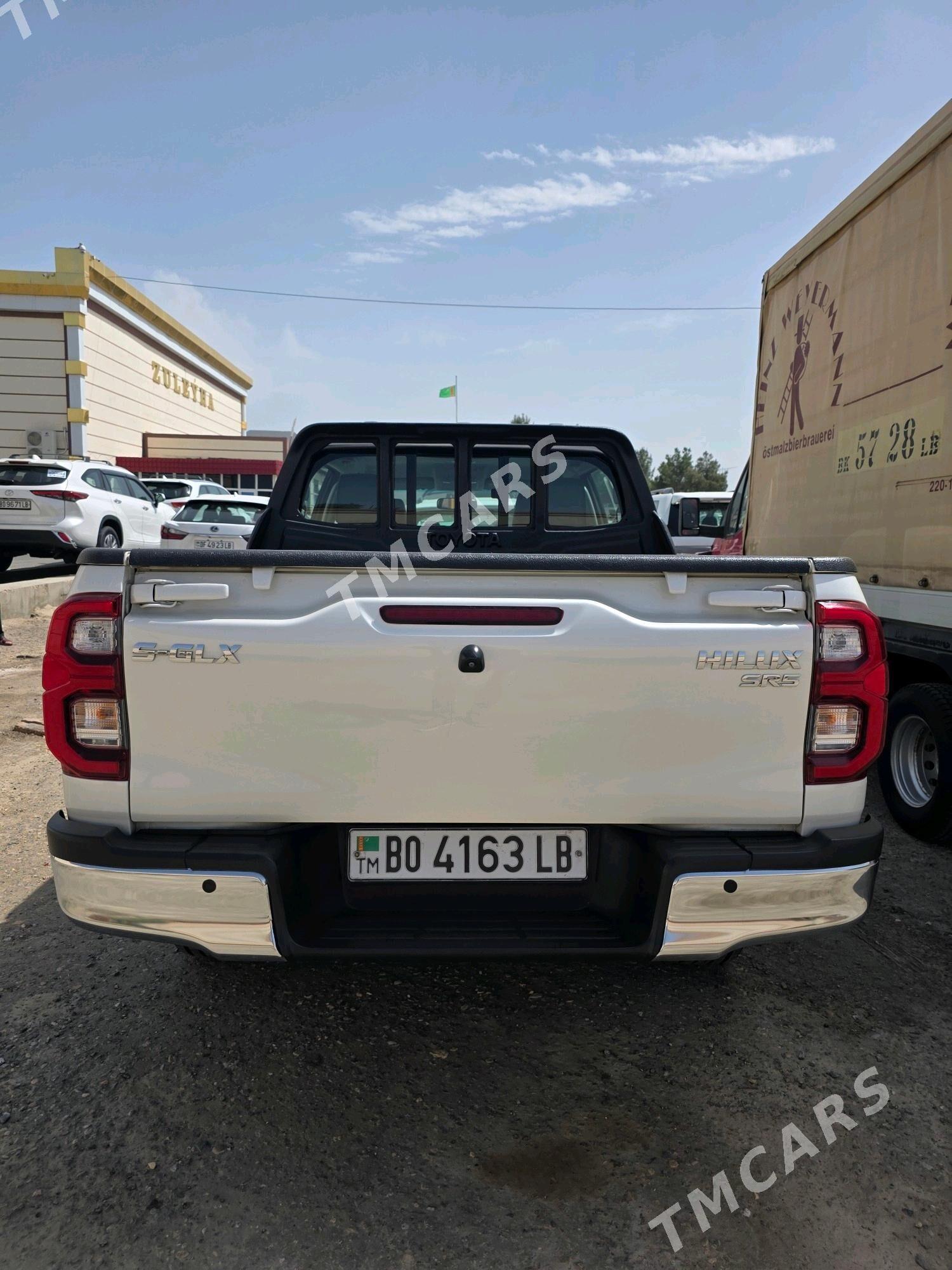 Toyota Hilux 2022 - 590 000 TMT - Türkmenabat - img 1