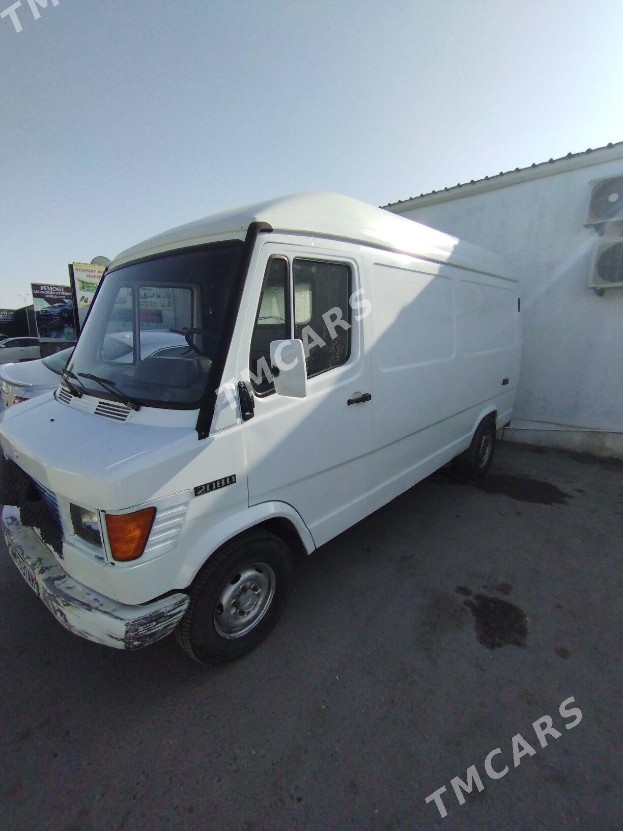 Mercedes-Benz 300D 1992 - 85 000 TMT - Ýaşlyk - img 3