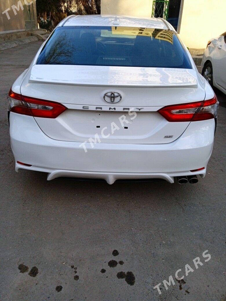 Toyota Camry 2017 - 320 000 TMT - Aşgabat - img 3