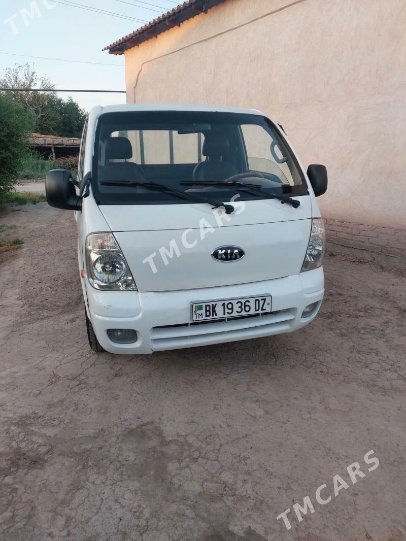 Kia Bongo 2005 - 130 000 TMT - Akdepe - img 3