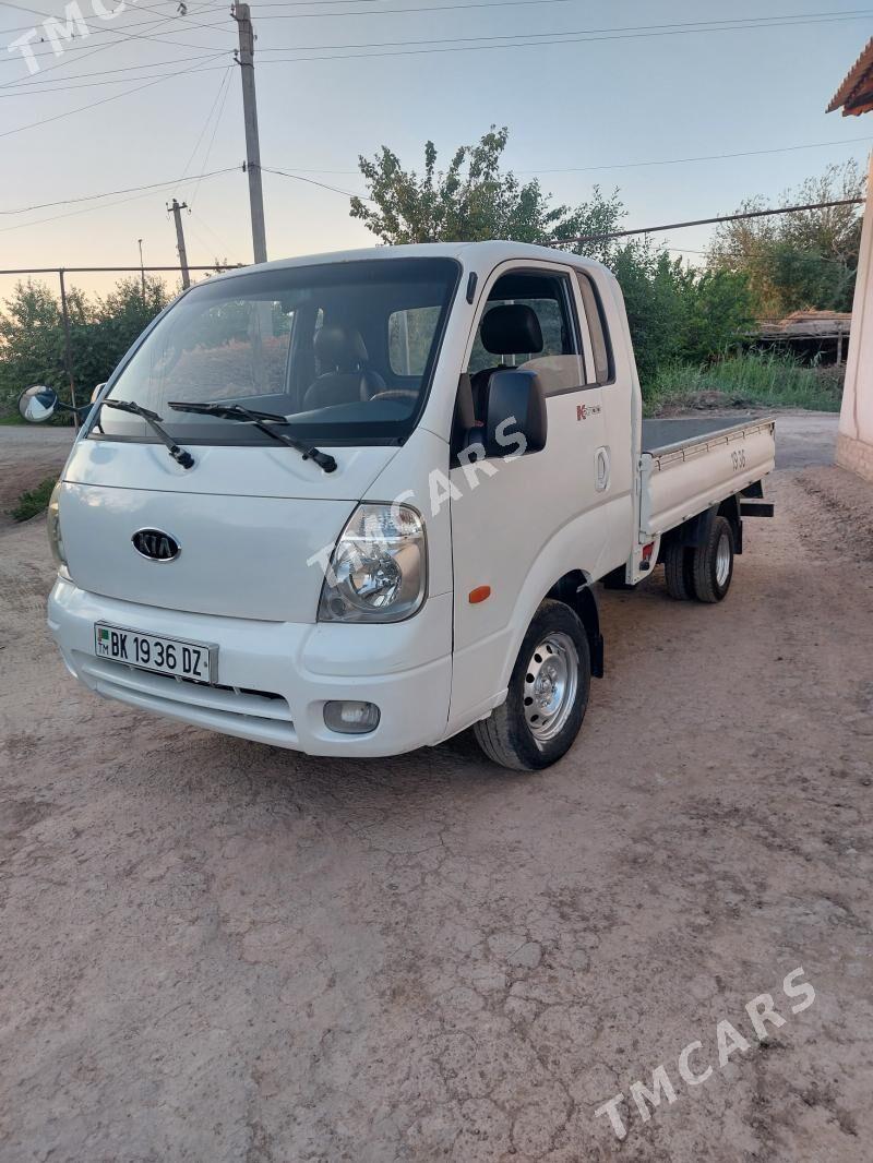 Kia Bongo 2005 - 130 000 TMT - Akdepe - img 4