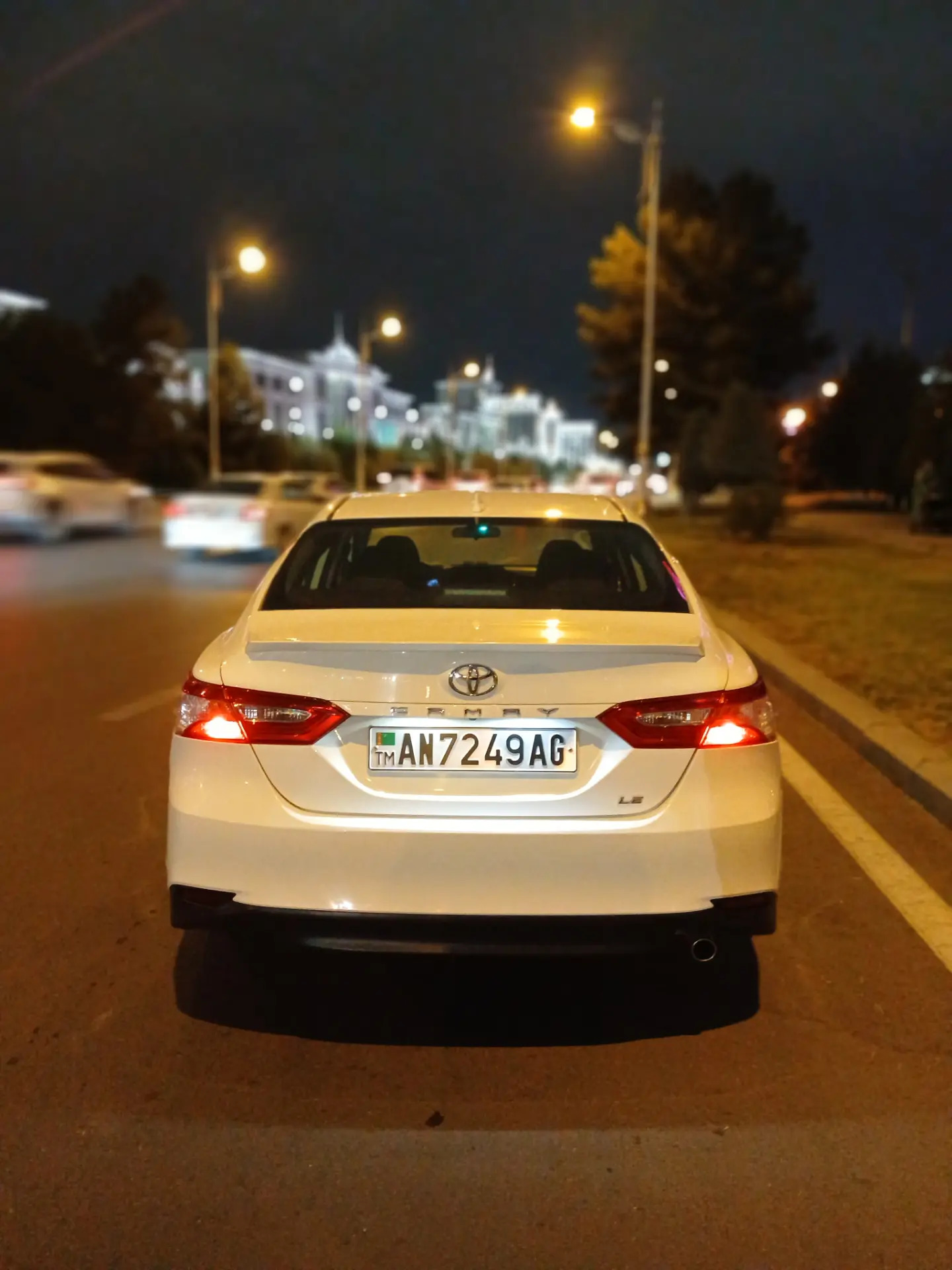Toyota Camry 2019 - 305 000 TMT - Район ст. Аэропорта, ул. Гагарина - img 4