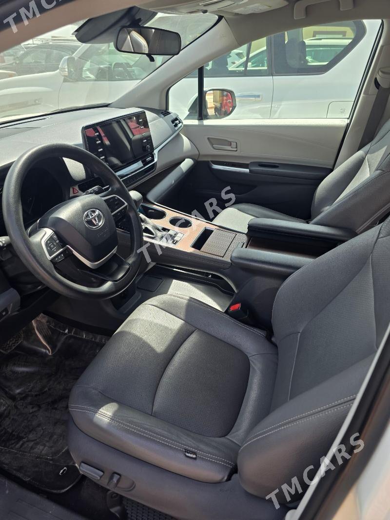 Toyota Sienna 2021 - 515 000 TMT - Türkmenabat - img 1