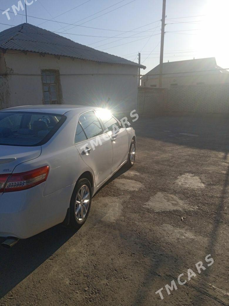Toyota Camry 2010 - 130 000 TMT - Анев - img 7