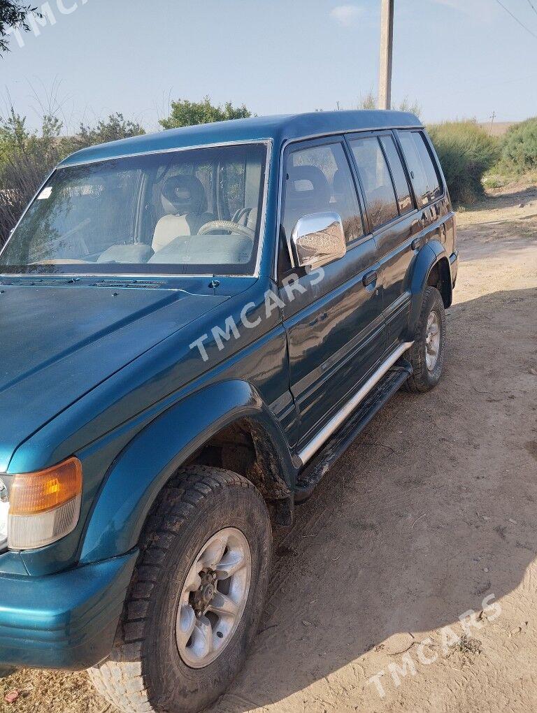 Mitsubishi Montero 1995 - 50 000 TMT - Serhetabat (Guşgy) - img 2