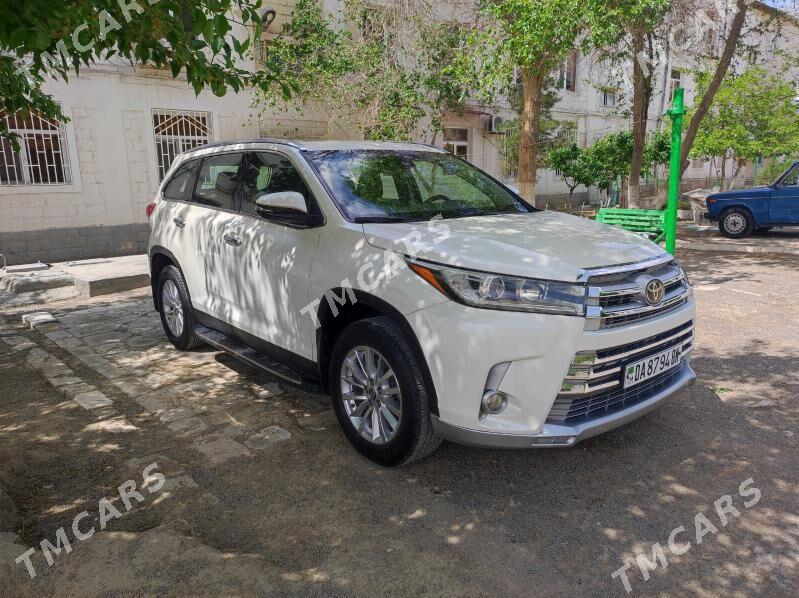 Toyota Highlander 2019 - 445 000 TMT - Туркменбаши - img 5