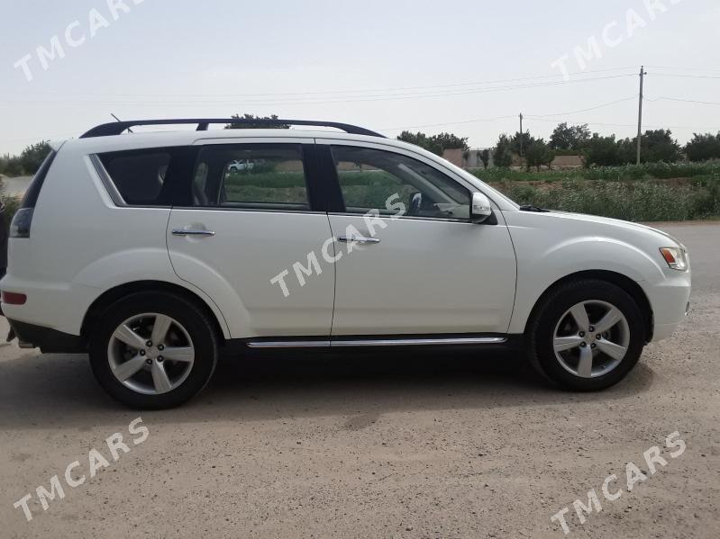 Mitsubishi Outlander 2011 - 230 000 TMT - Койтендаг - img 5