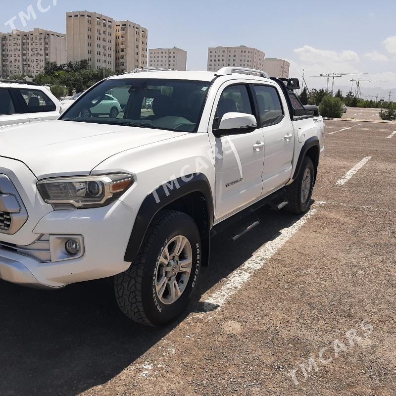 Toyota Tacoma 2018 - 420 000 TMT - Aşgabat - img 6