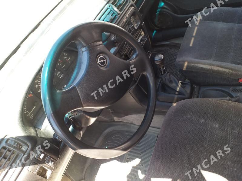 Opel Vectra 1990 - 23 000 TMT - Дашогуз - img 6