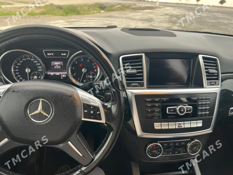 Mercedes-Benz ML350 2013 - 510 000 TMT - Бахарден - img 2