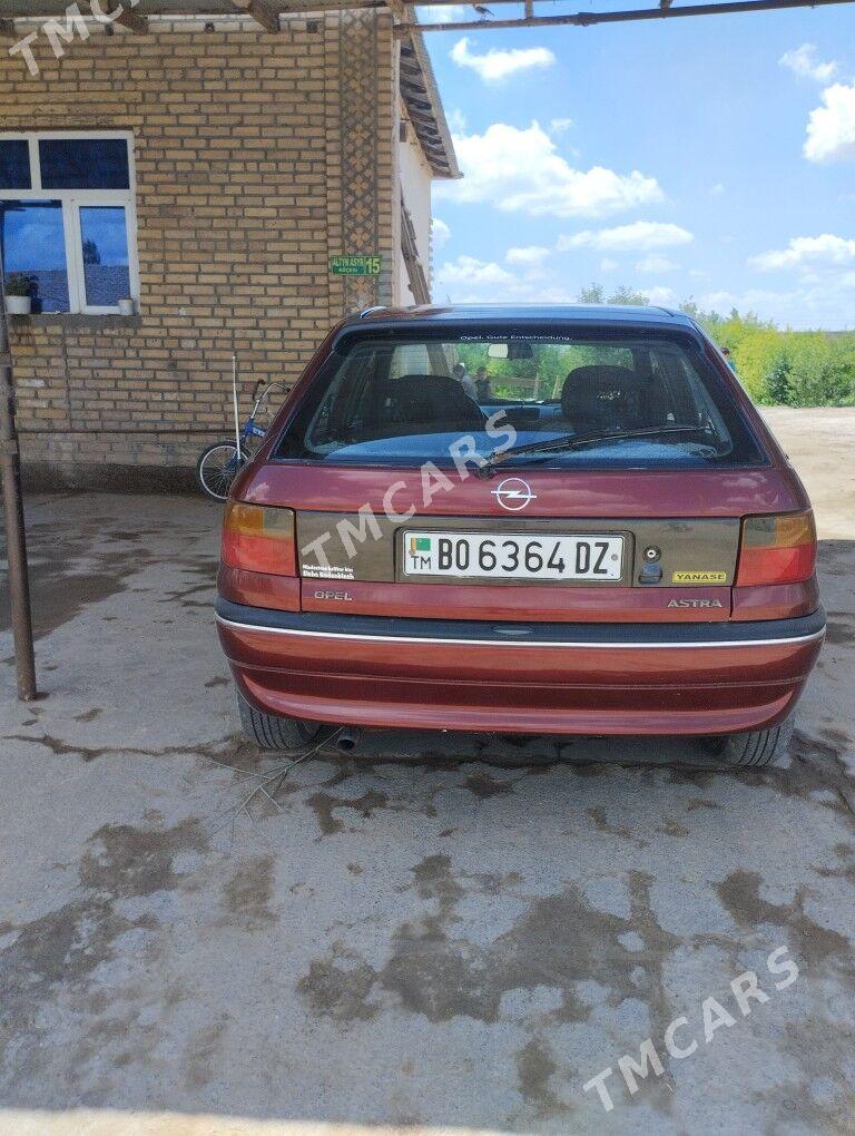 Opel Astra 1995 - 40 000 TMT - Дашогуз - img 3