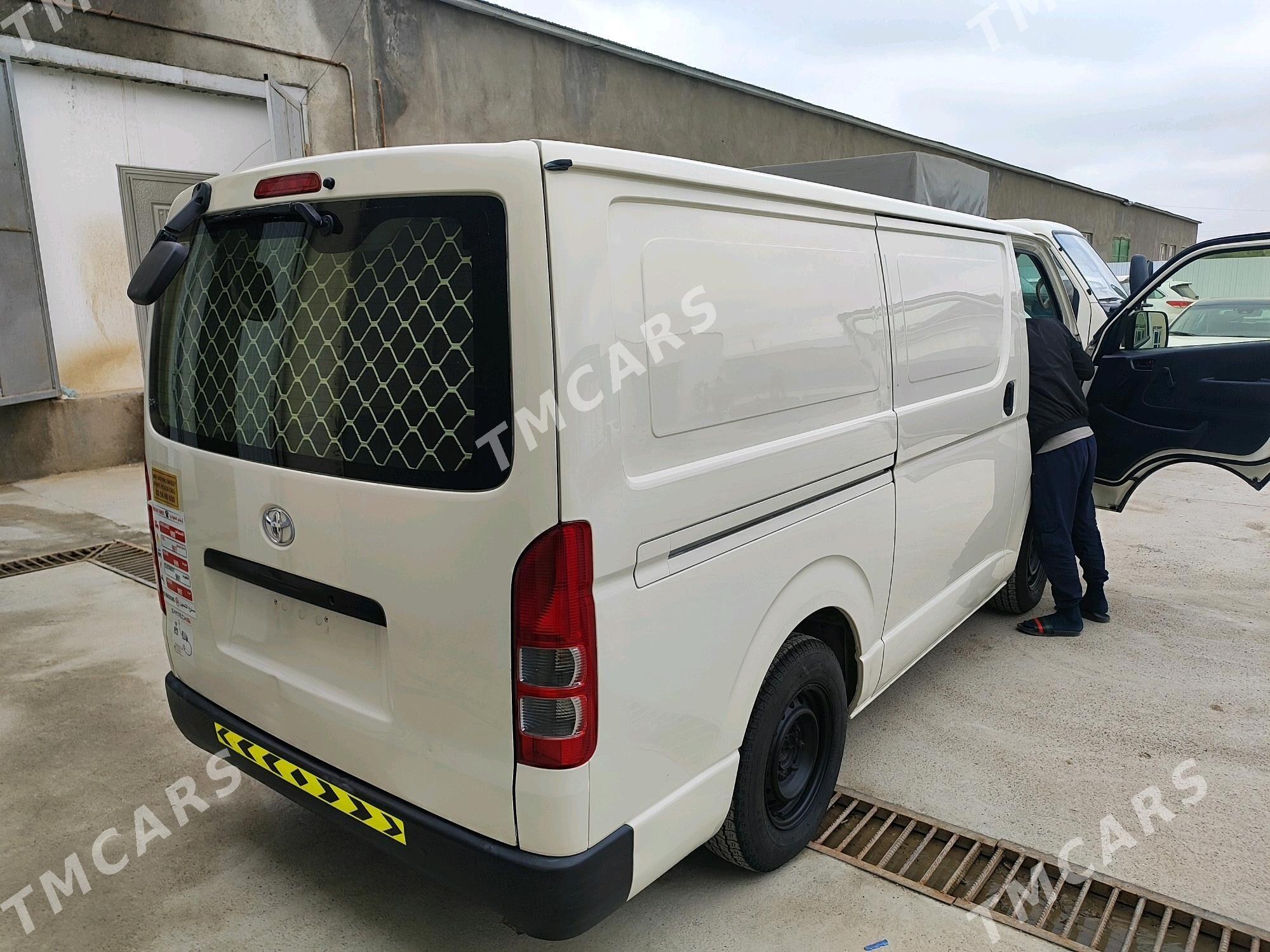 Toyota Hiace 2021 - 395 000 TMT - Mary - img 3