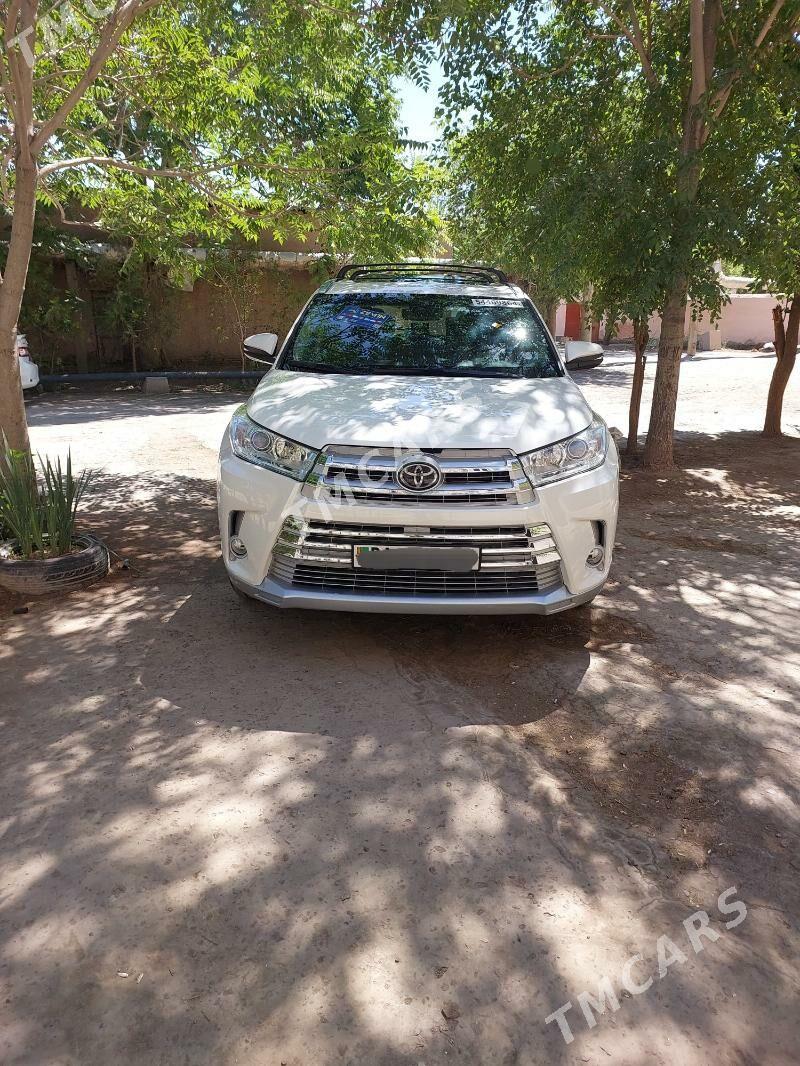 Toyota Highlander 2019 - 510 000 TMT - Ашхабад - img 8