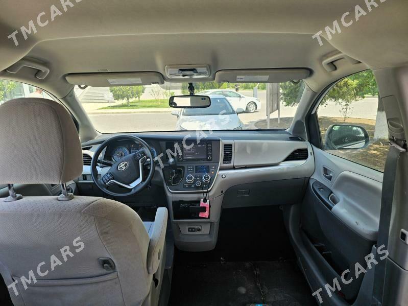 Toyota Sienna 2020 - 264 000 TMT - Atatürk köç. - img 3