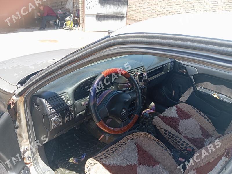 Opel Vectra 1991 - 22 000 TMT - Дарганата - img 5