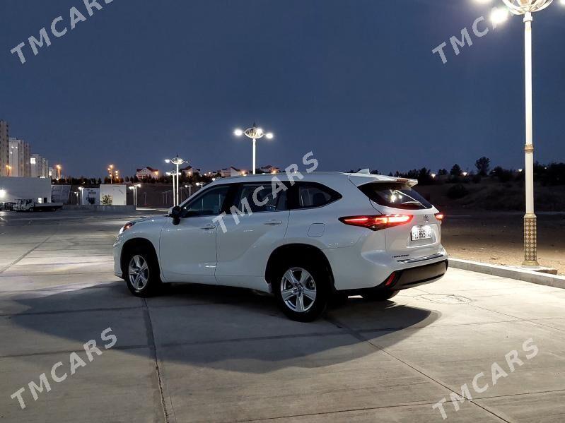 Toyota Highlander 2022 - 435 000 TMT - Aşgabat - img 4