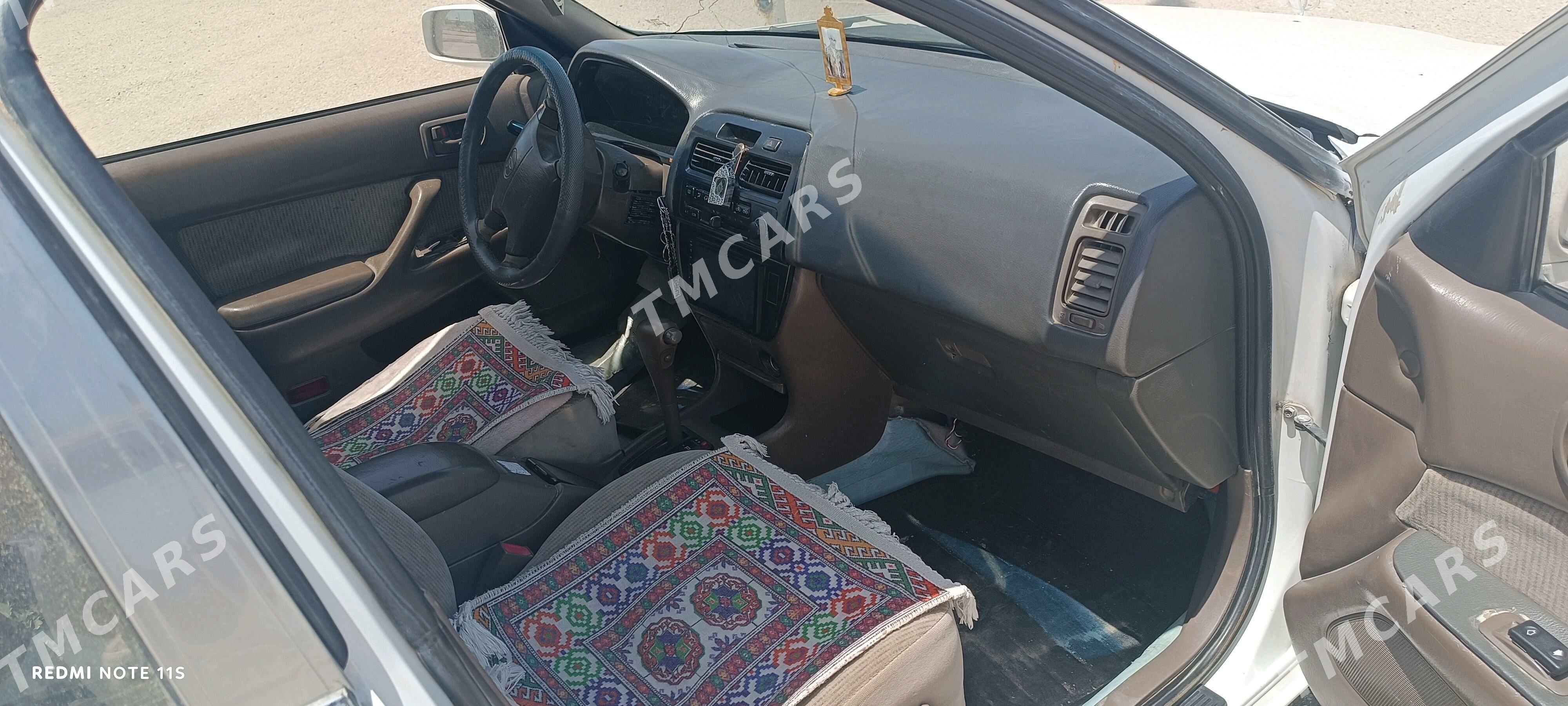 Toyota Camry 1994 - 30 000 TMT - Эсенгулы - img 5