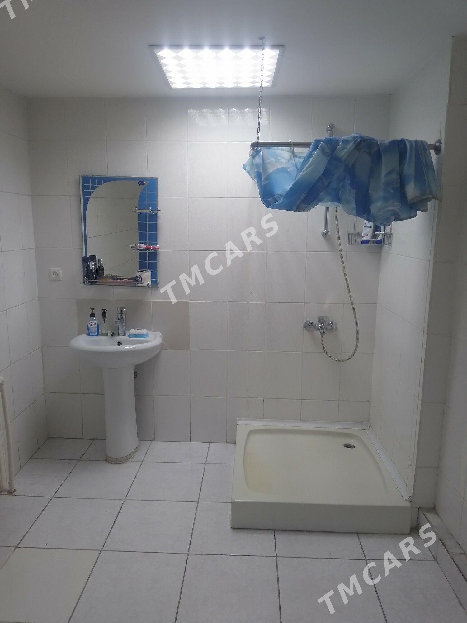 arende ofis 40m² 3etaž Podwoýs - Podwoýski köç. (Bitarap Türkmenistan şaýoly) - img 8
