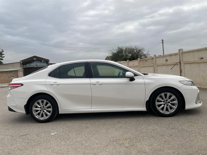 Toyota Camry 2019 - 262 000 TMT - Кëши - img 5