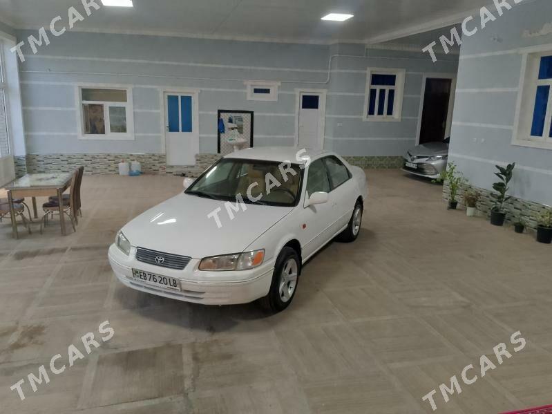 Toyota Camry 1998 - 116 000 TMT - Туркменабат - img 5