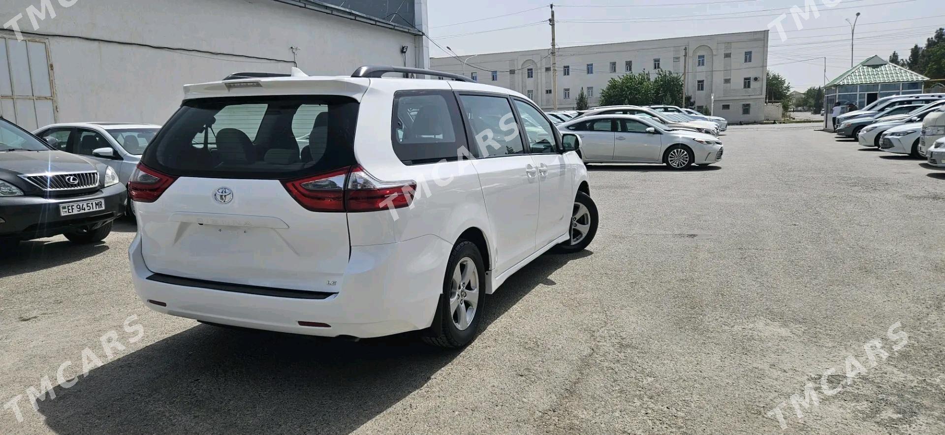 Toyota Sienna 2020 - 377 000 TMT - Мары - img 4