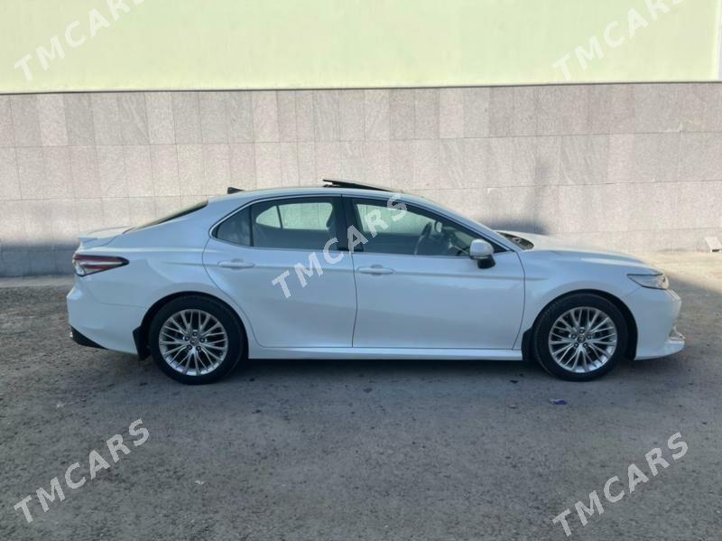 Toyota Camry 2018 - 330 000 TMT - Мары - img 7