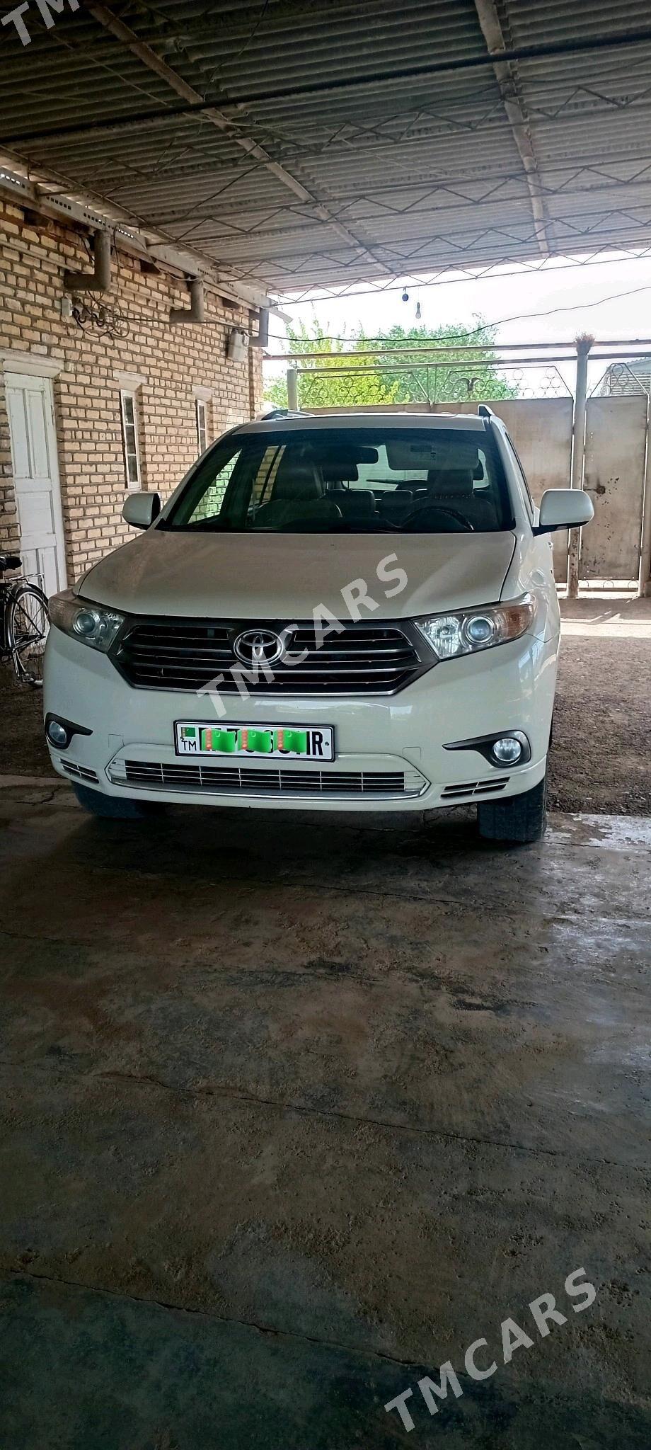 Toyota Highlander 2012 - 340 000 TMT - Мургап - img 6
