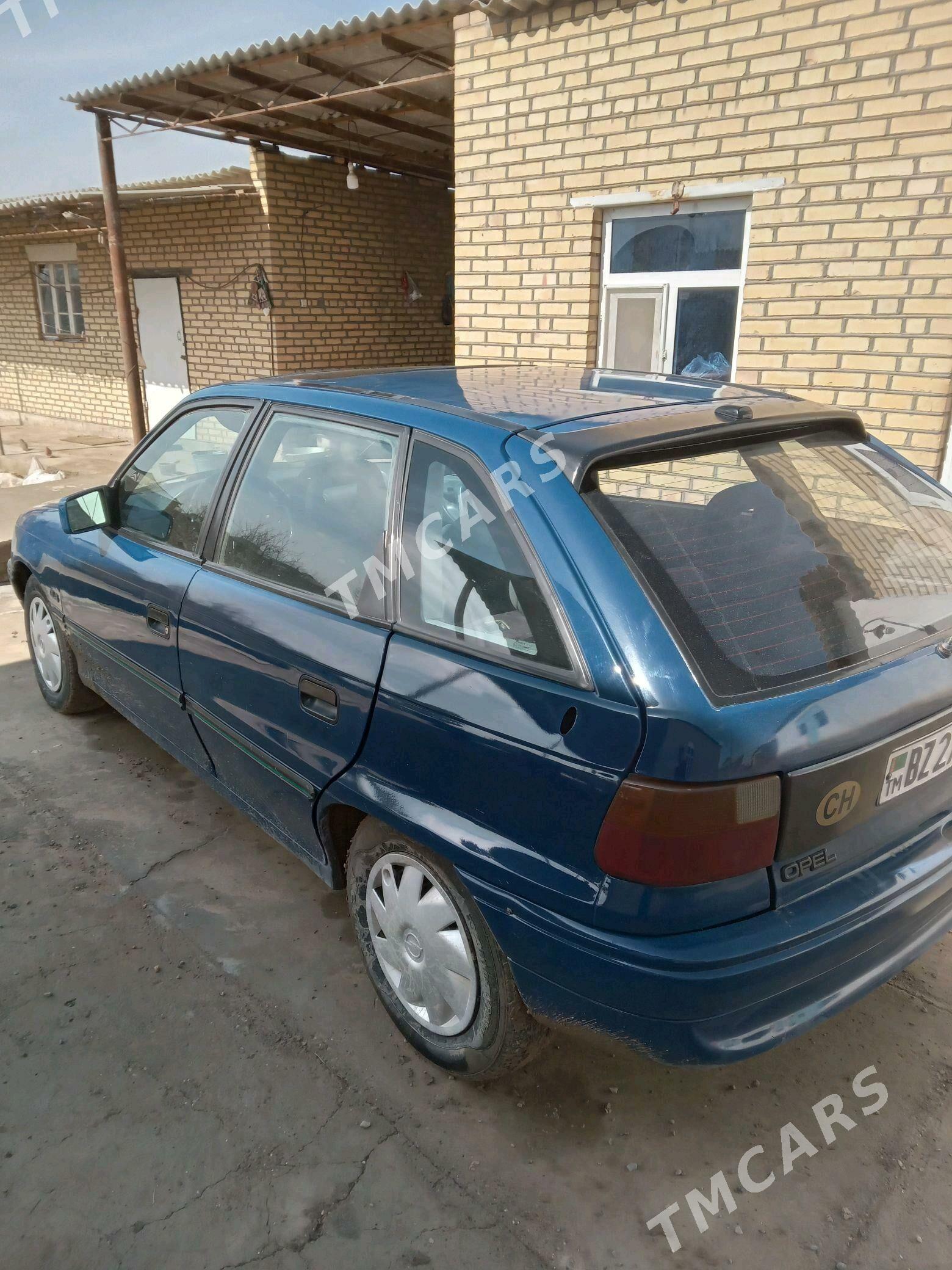 Opel Astra 1992 - 28 000 TMT - Мары - img 3