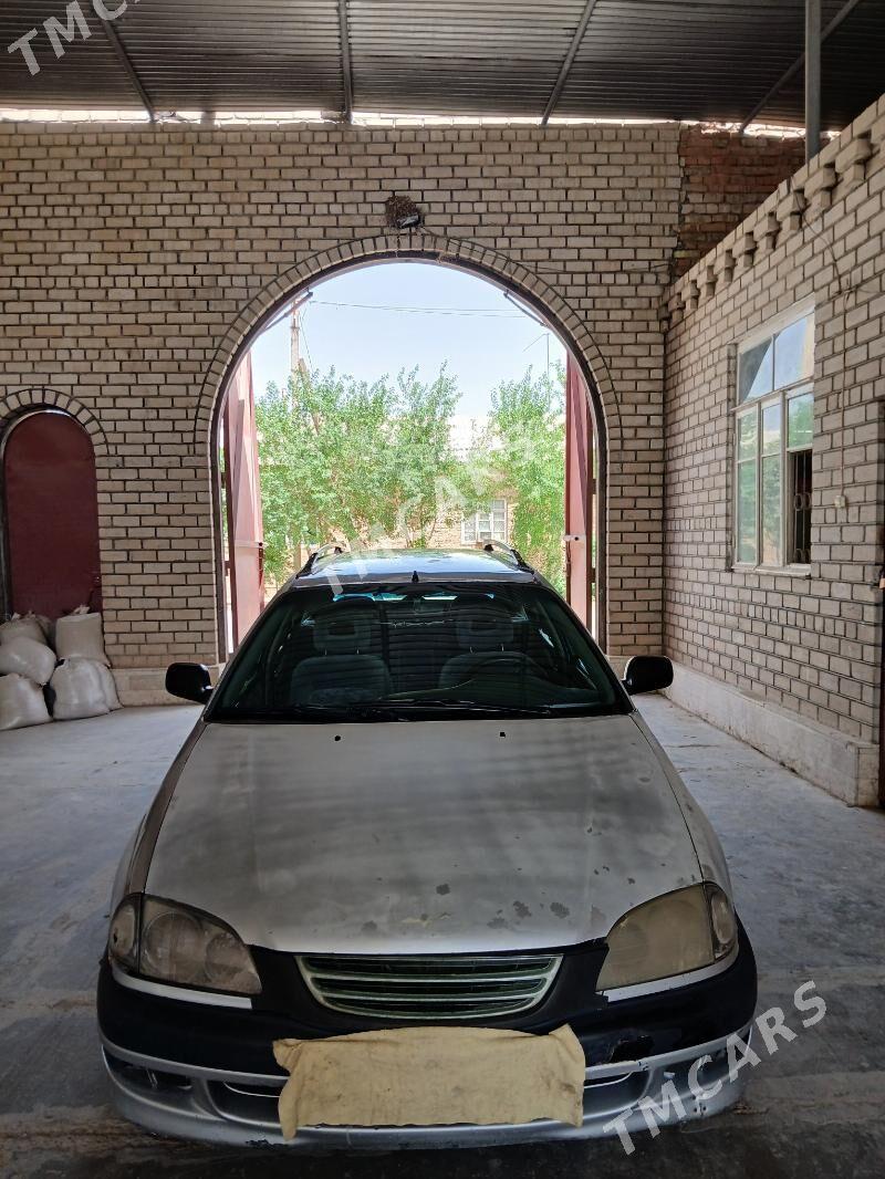 Toyota Avensis 1998 - 70 000 TMT - Теджен - img 6