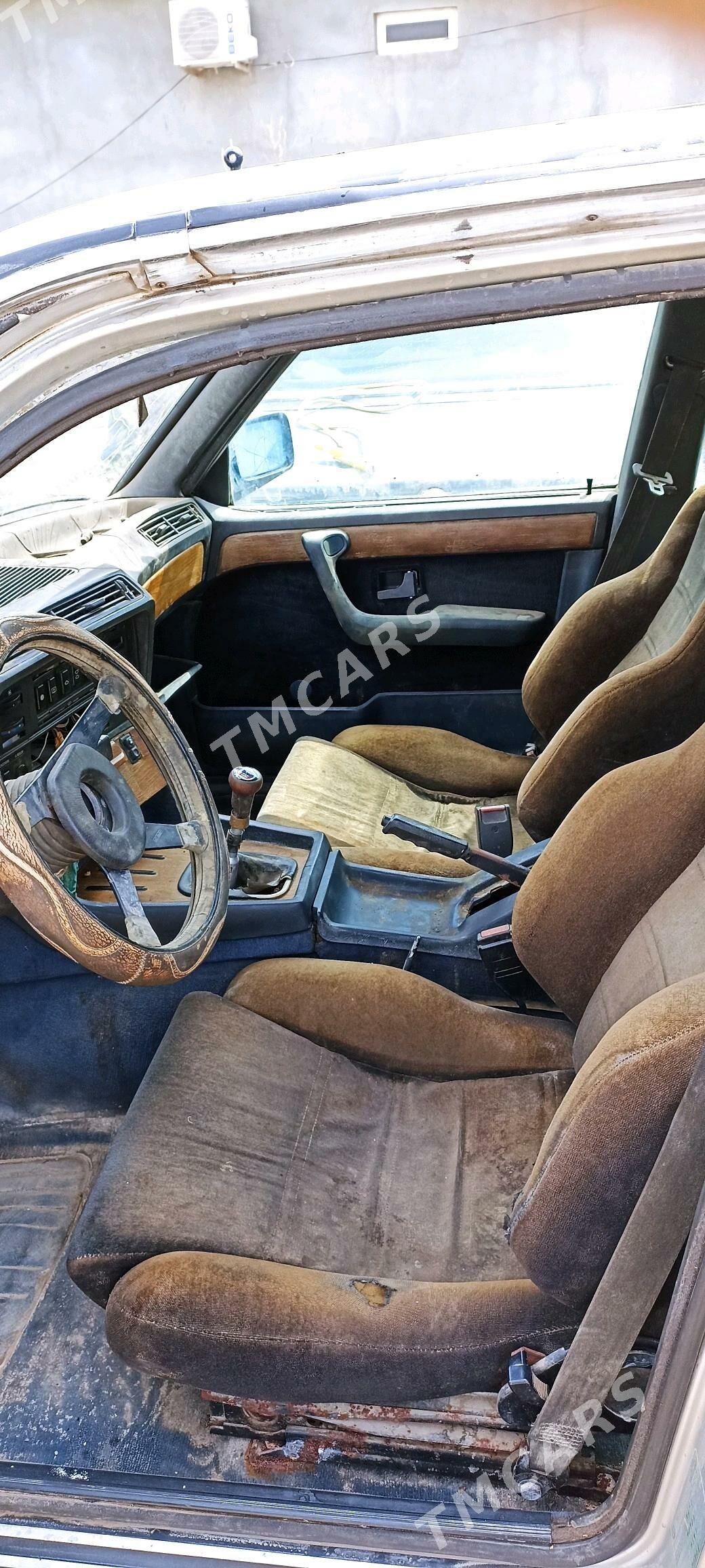 BMW 7 Series 1989 - 16 000 TMT - Анев - img 6
