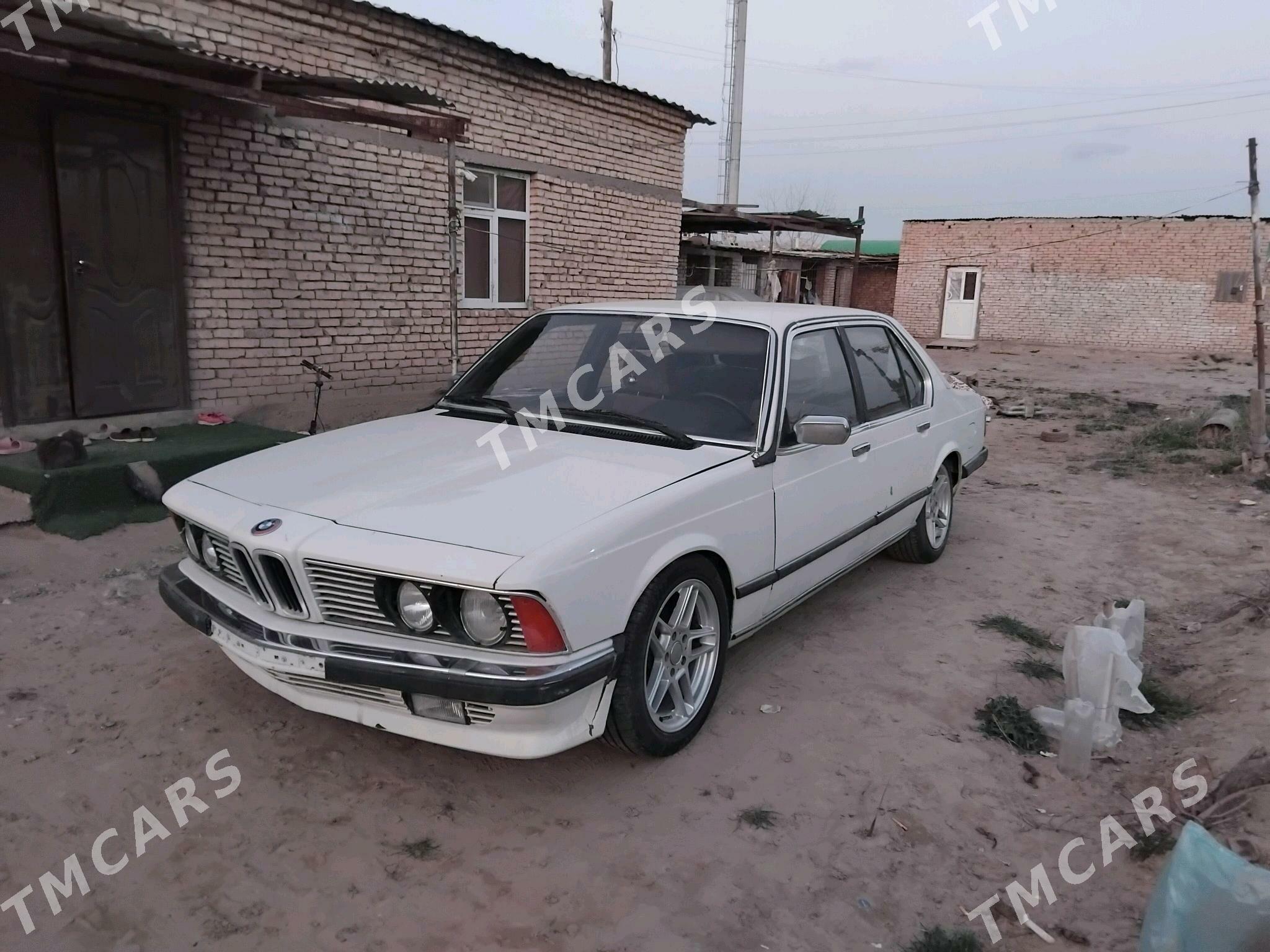 BMW 730 1983 - 70 000 TMT - Анев - img 6