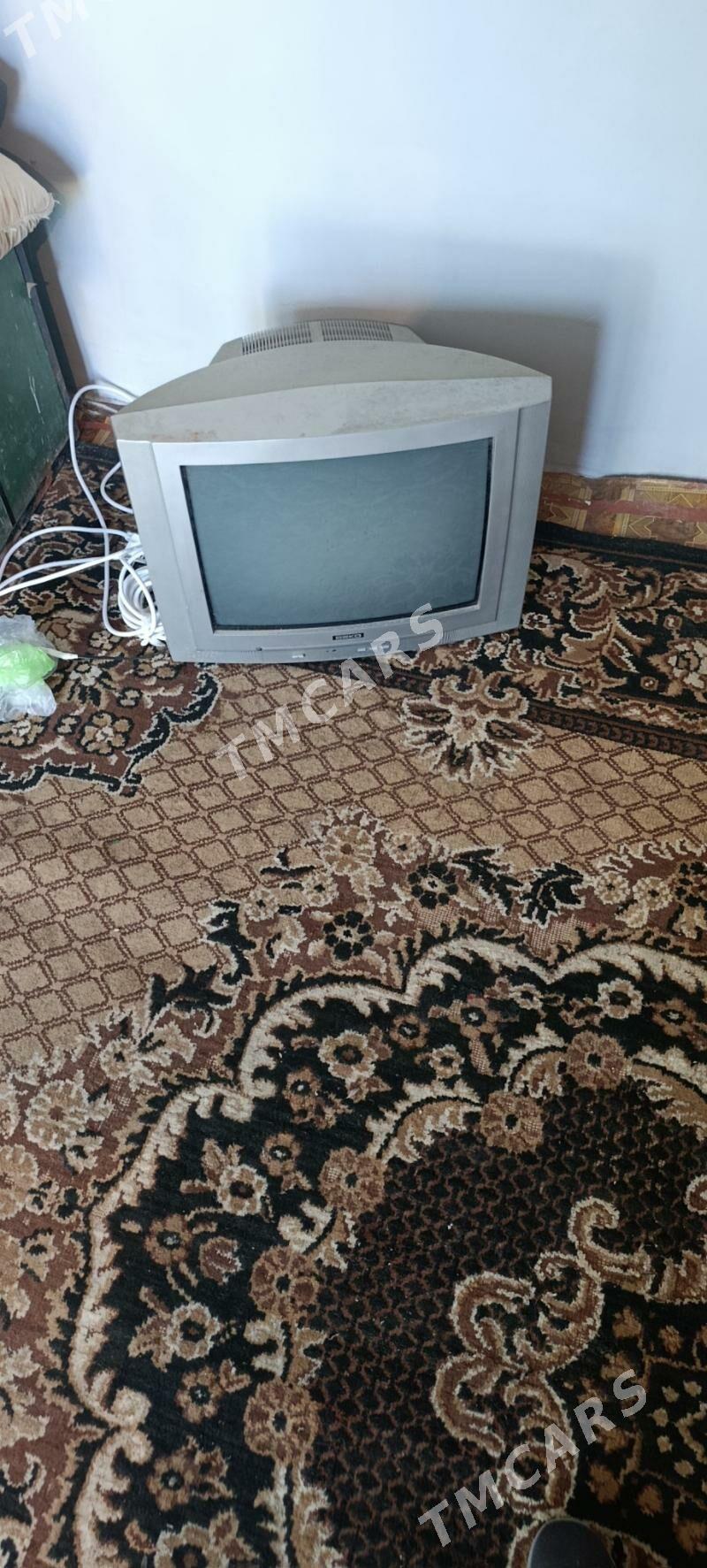 Telewizor we zapças görnüşi - Howdan "W" - img 2