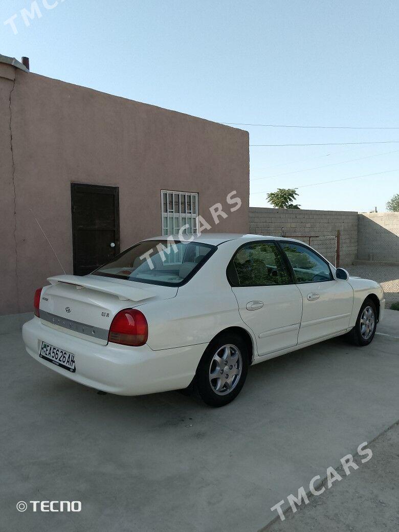 Hyundai Sonata 2001 - 72 000 TMT - Бахарден - img 2