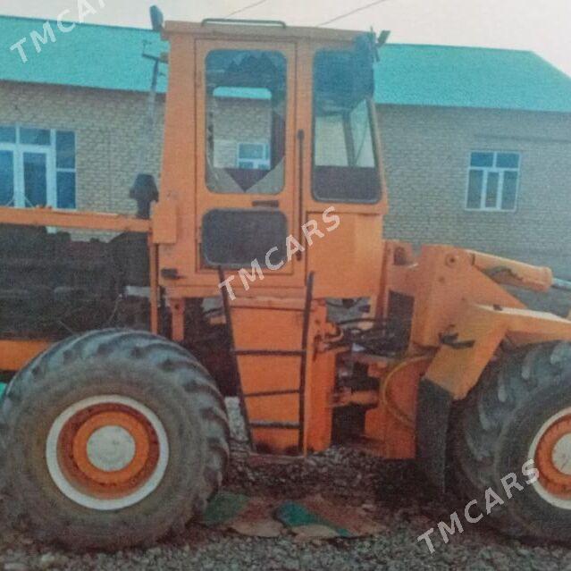 MTZ 80 1986 - 200 000 TMT - Кёнеургенч - img 3