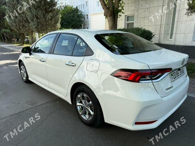 Toyota Corolla 2022 - 330 000 TMT - Aşgabat - img 9