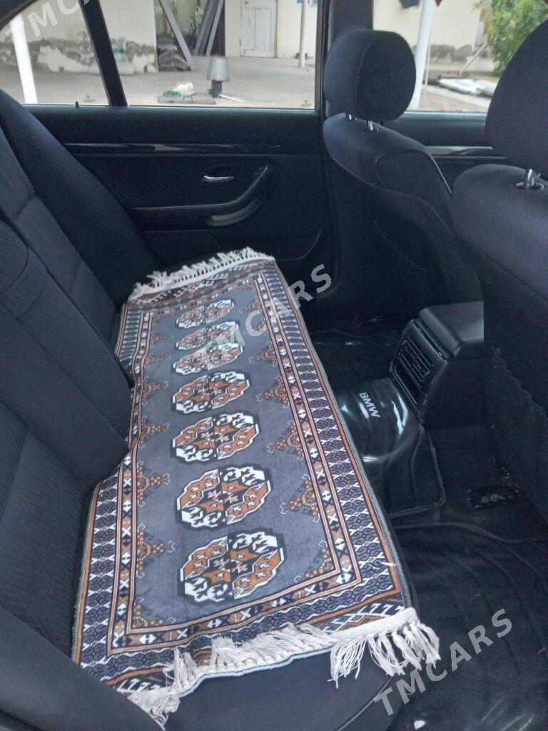 BMW E39 1999 - 85 000 TMT - Türkmenbaşy - img 2