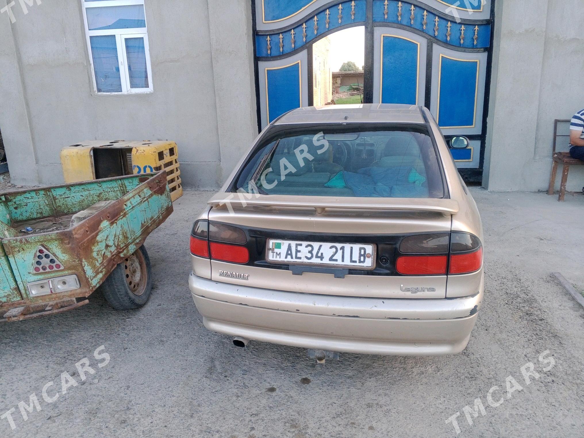 Renault Laguna 1 2000 - 40 000 TMT - Туркменабат - img 3