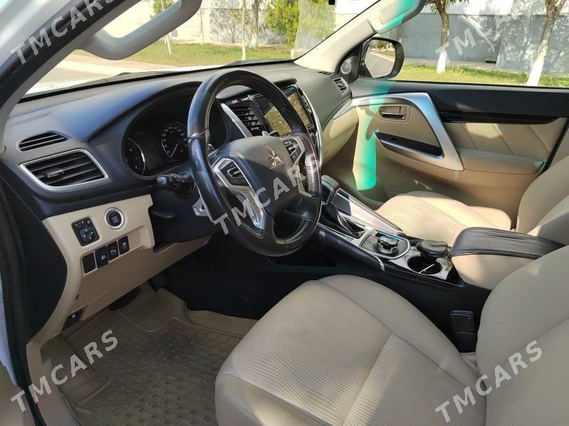 Mitsubishi Montero Sport 2019 - 420 000 TMT - Türkmenbaşy - img 2