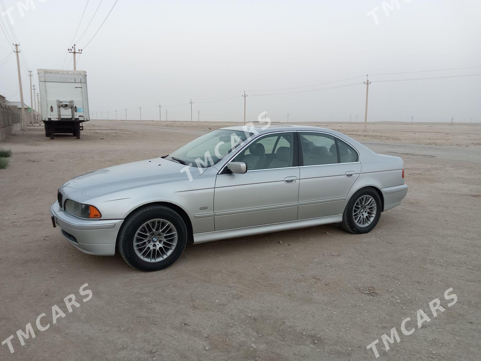 BMW 525 2003 - 135 000 TMT - Гумдаг - img 2