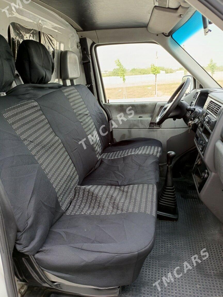 Volkswagen Transporter 2003 - 70 000 TMT - Ашхабад - img 7