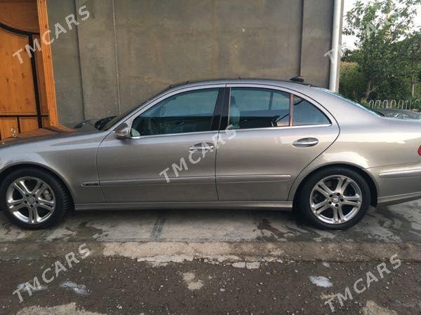 Mercedes-Benz E300 2009 - 200 000 TMT - Türkmenabat - img 4