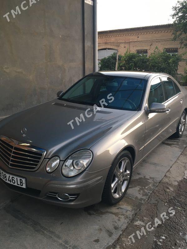 Mercedes-Benz E300 2009 - 200 000 TMT - Türkmenabat - img 10