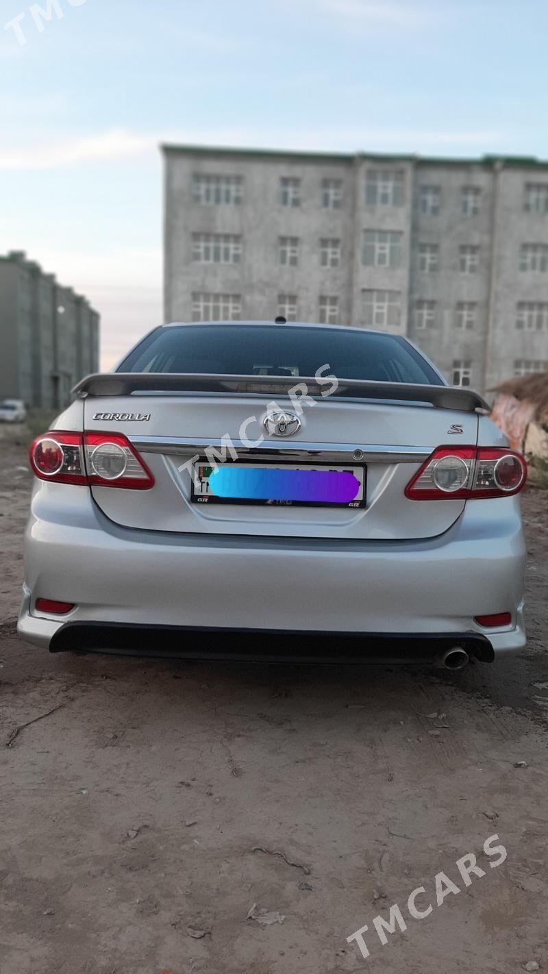 Toyota Corolla 2012 - 170 000 TMT - Дашогуз - img 5