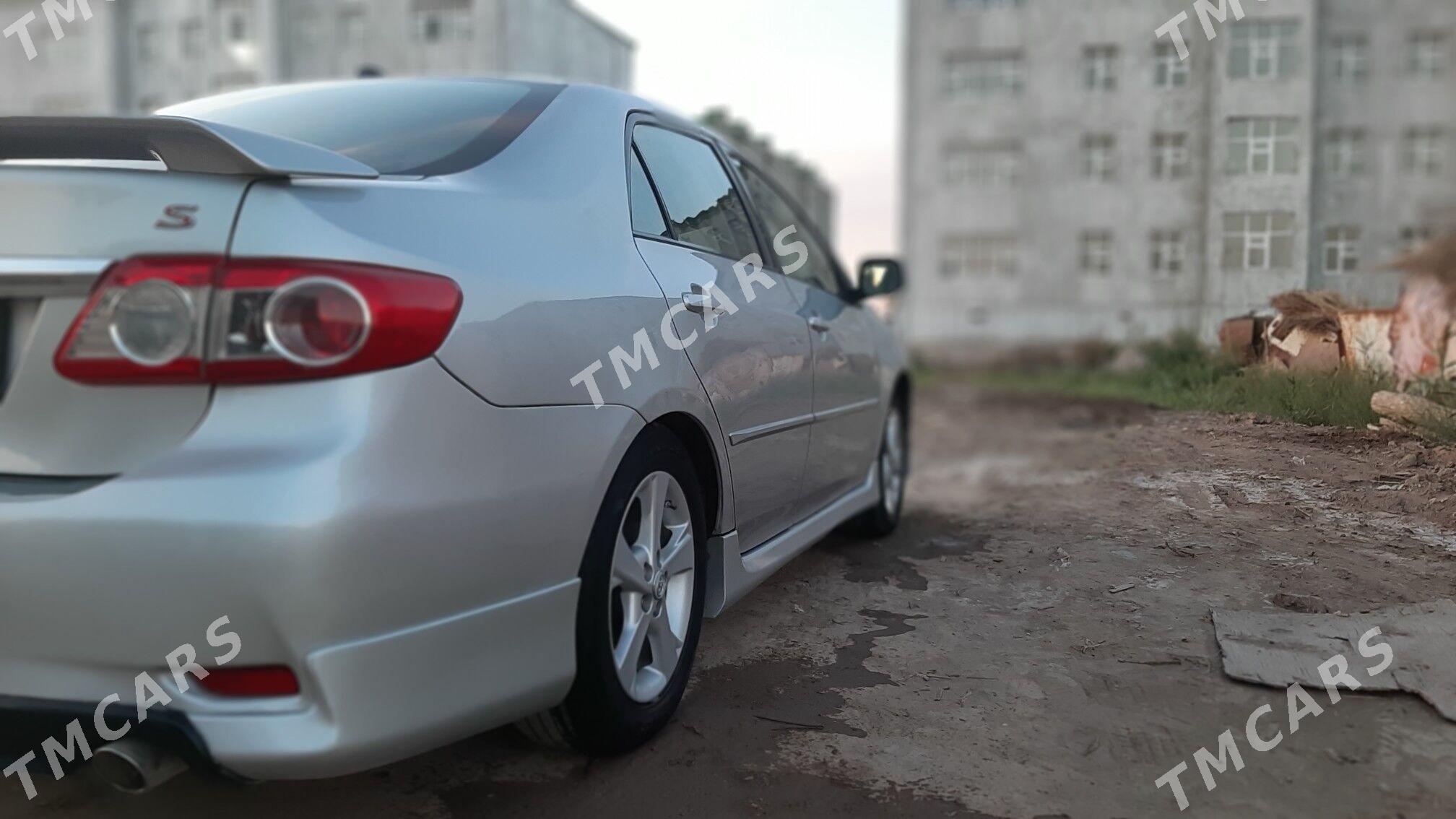 Toyota Corolla 2012 - 170 000 TMT - Дашогуз - img 3