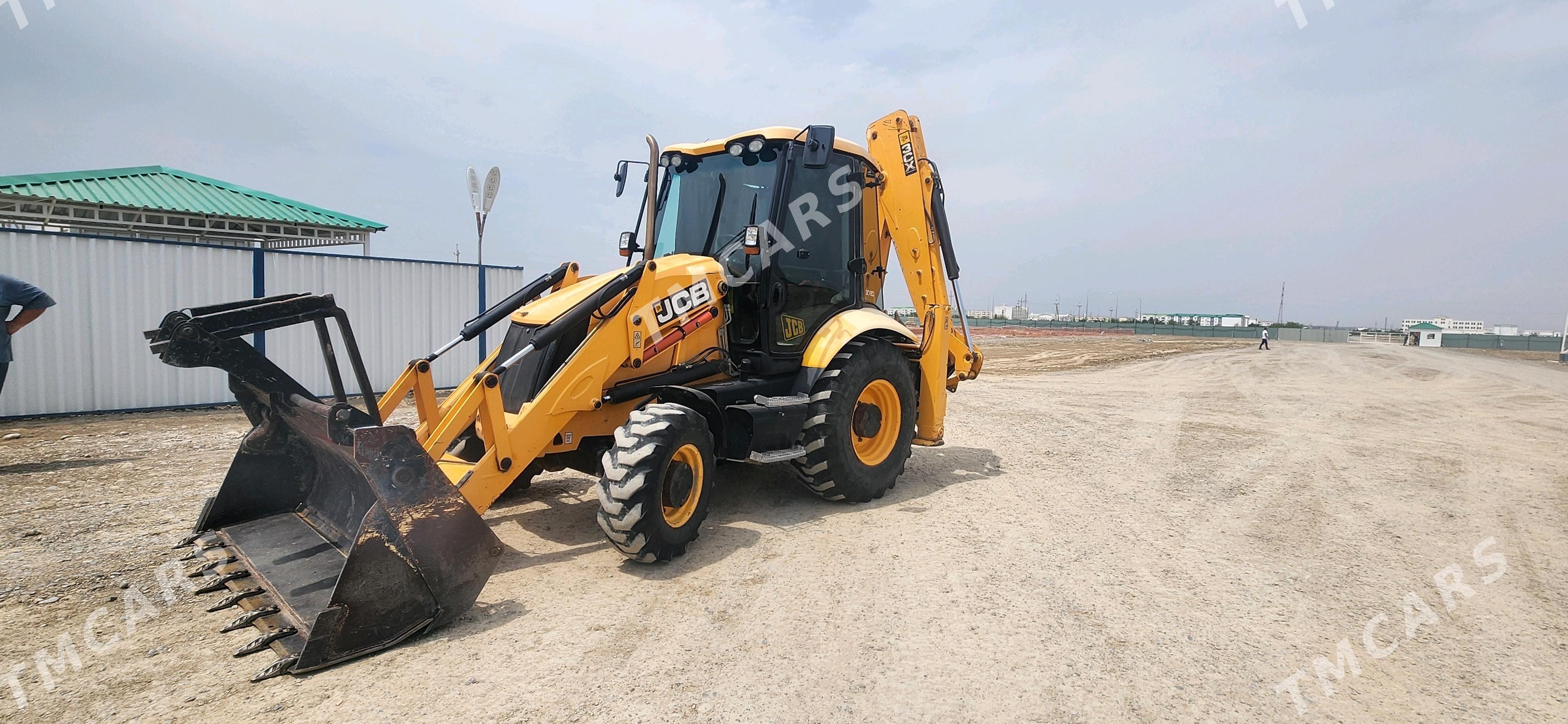 JCB 3CX Compact 2010 - 900 000 TMT - Büzmeýin GRES - img 3