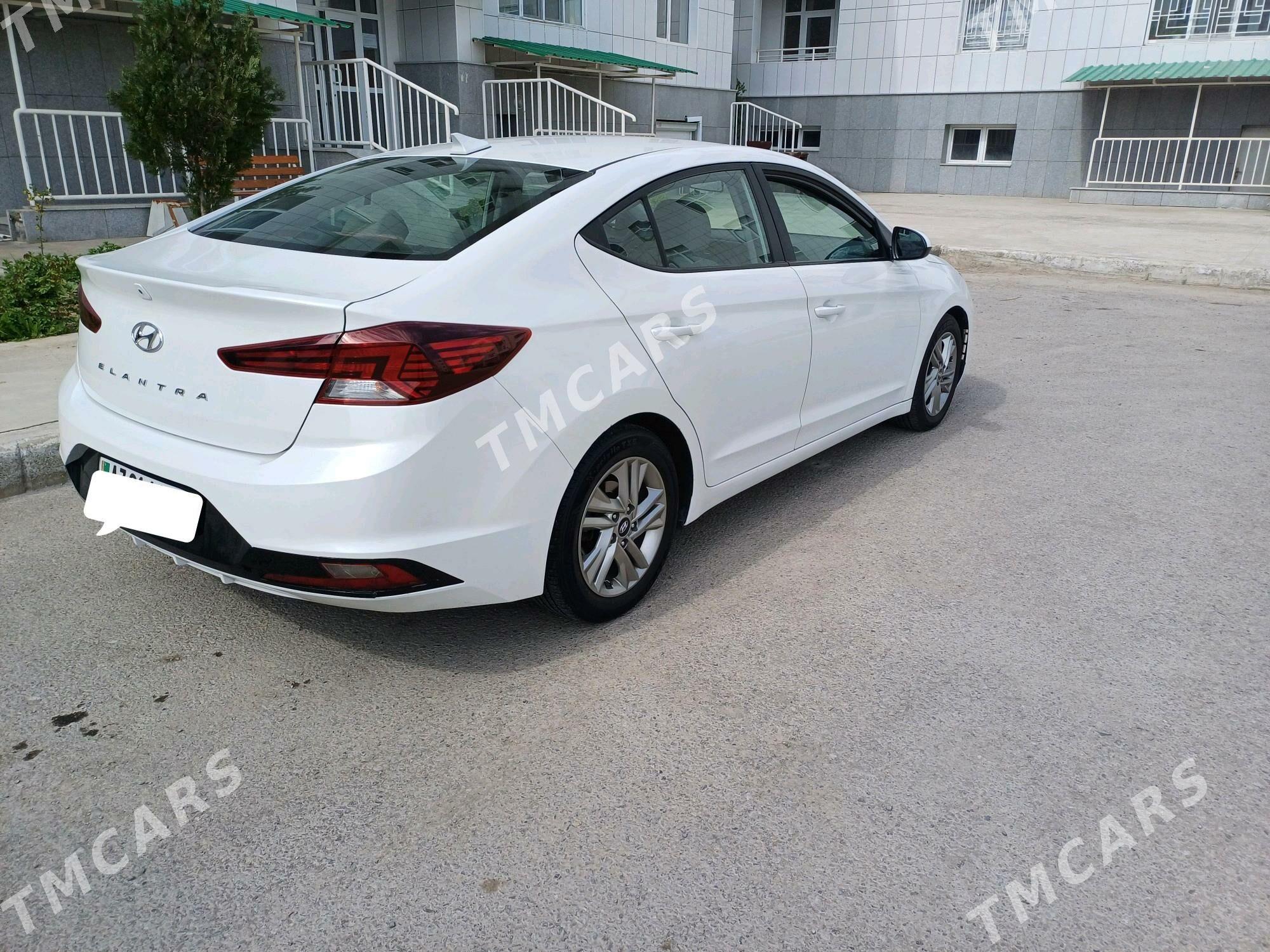 Hyundai Elantra 2019 - 190 000 TMT - Aşgabat - img 4