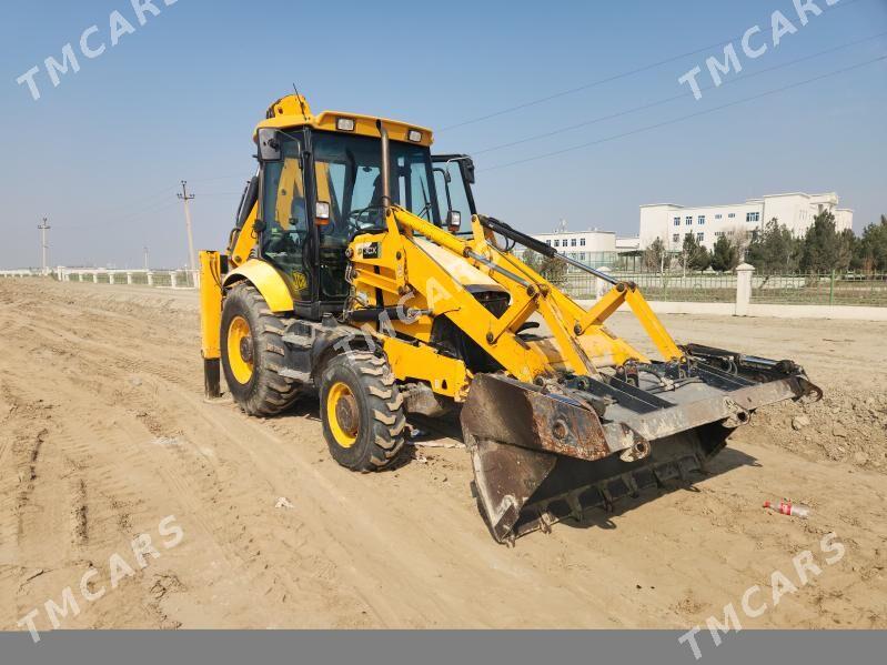 JCB 4CX ECO 2010 - 800 000 TMT - Büzmeýin GRES - img 2