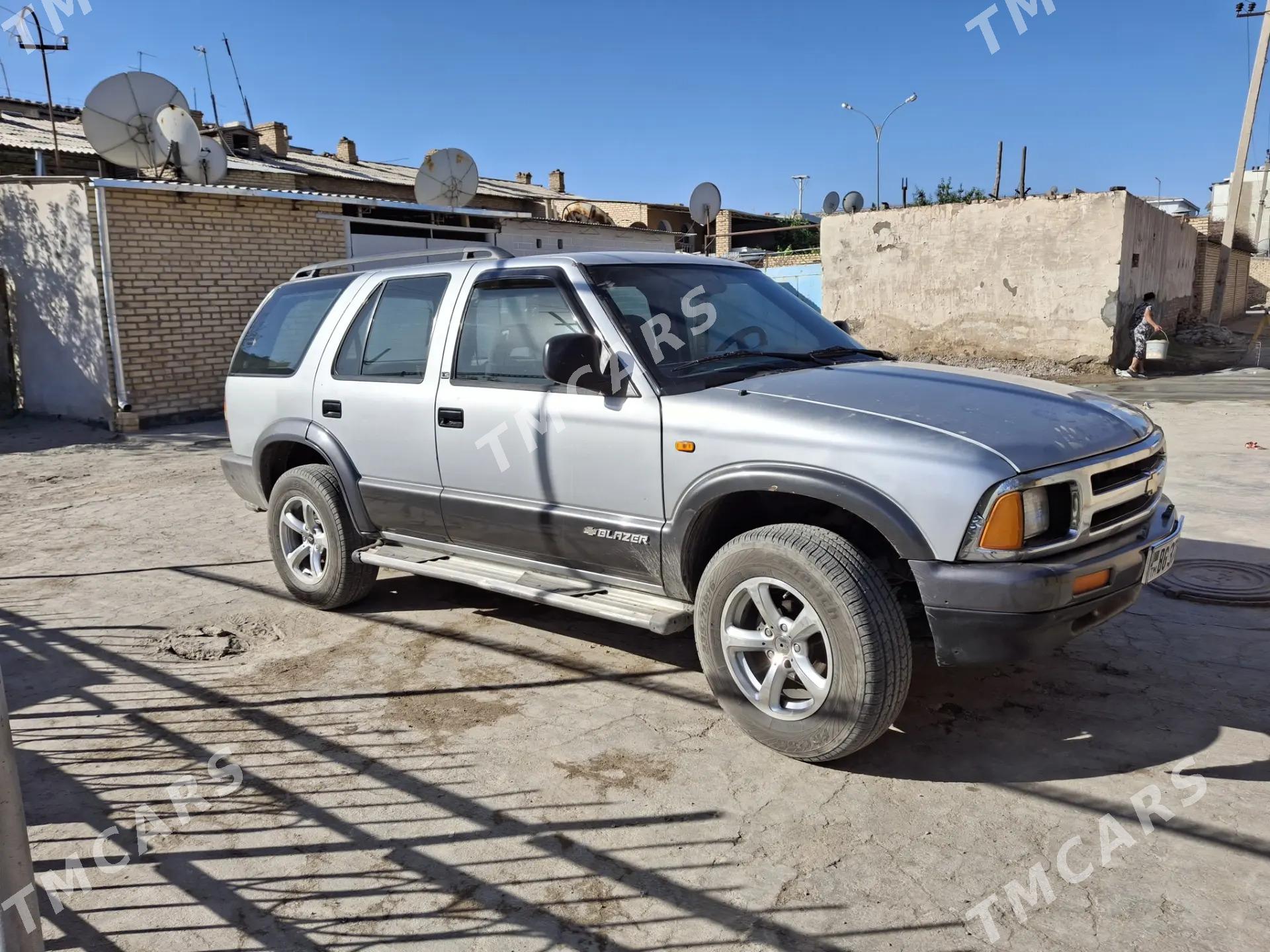Chevrolet Blazer 1996 - 70 000 TMT - Туркменабат - img 6