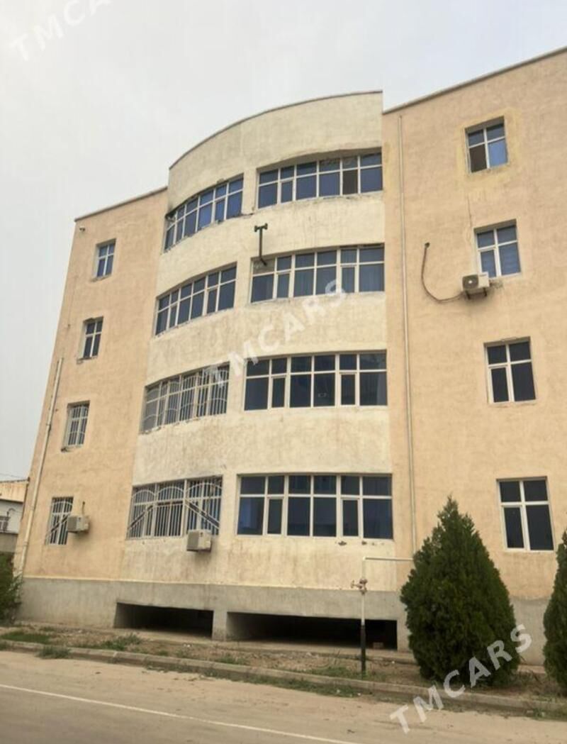 Полуэлитка Новруз 2эт3к 145м² - Дашогуз - img 1